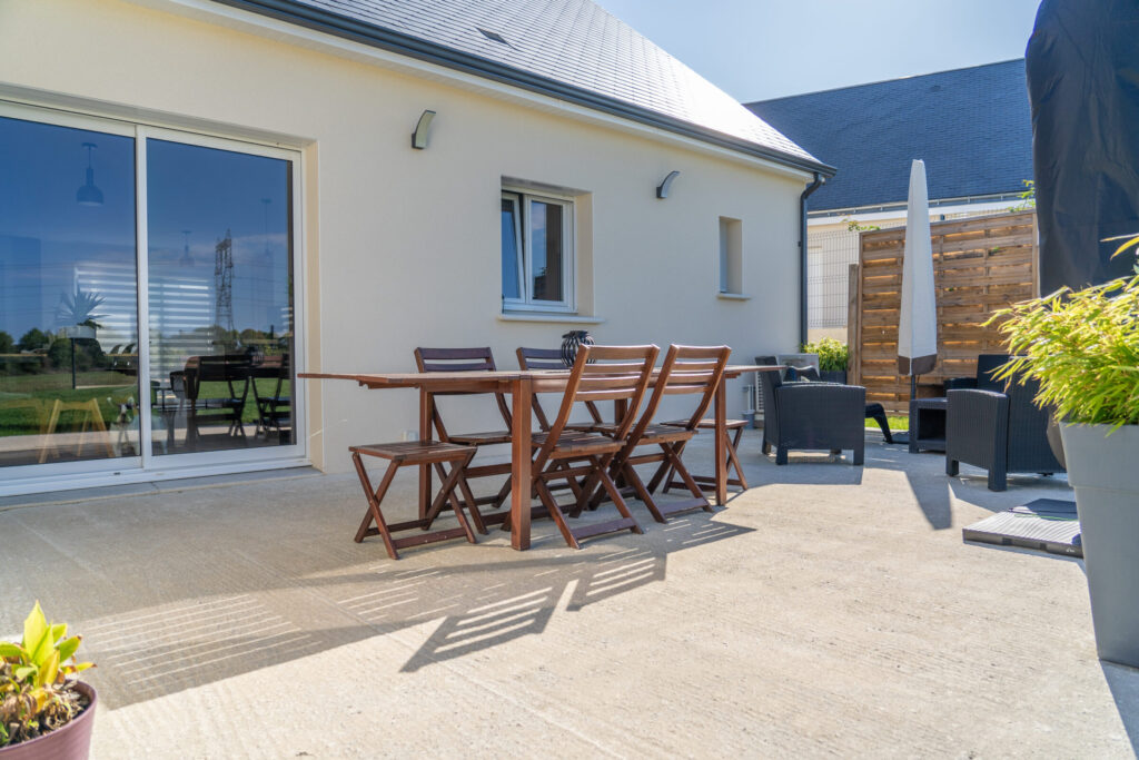 photo-maison-sur-mesure-37230-pernay-dislay-exterieur-2